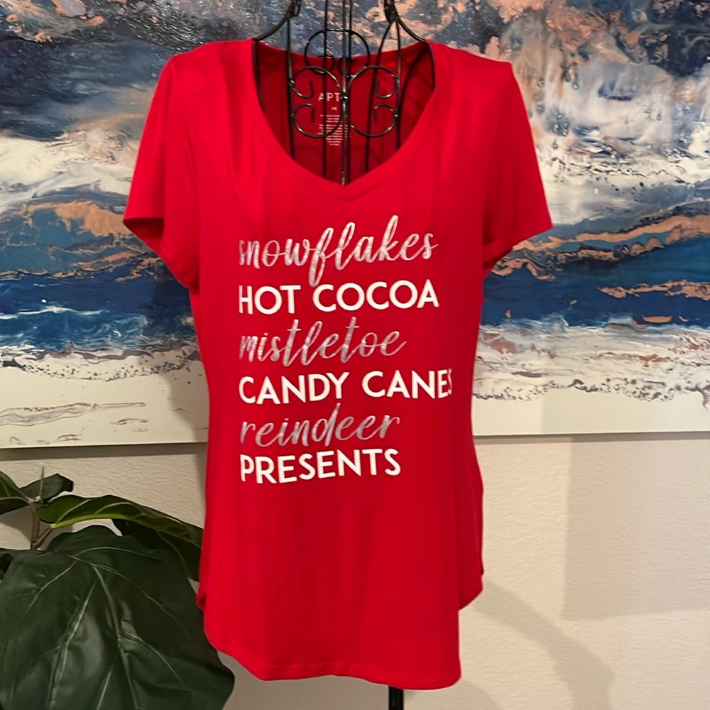 Holiday tee